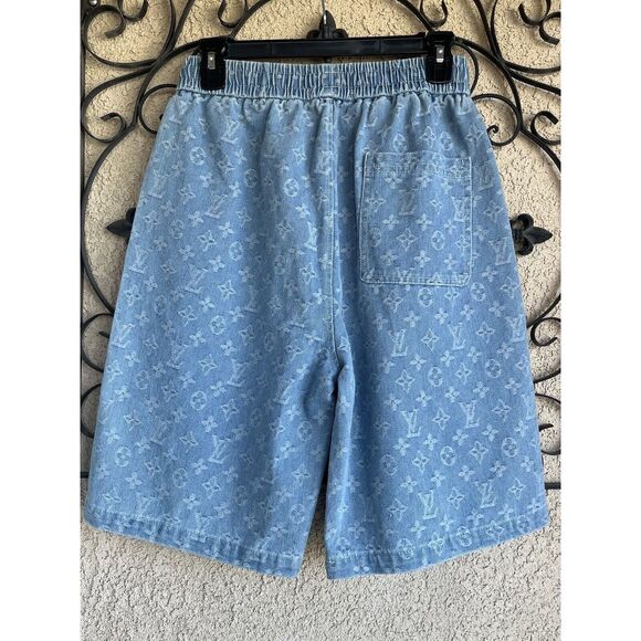 Faux Louis Vuitton Monogram Embroidered Men Denim Shorts - M/L - Light Wash Blue - Picture 5 of 7